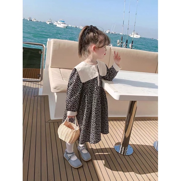 Váy cổ vuông hoa nhí đũi mềm cho bé gái