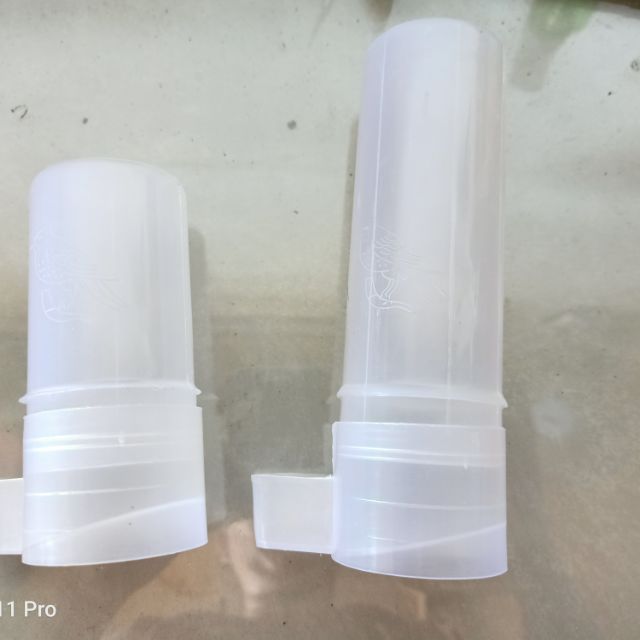 Bình đựng nước cho chim hình tròn