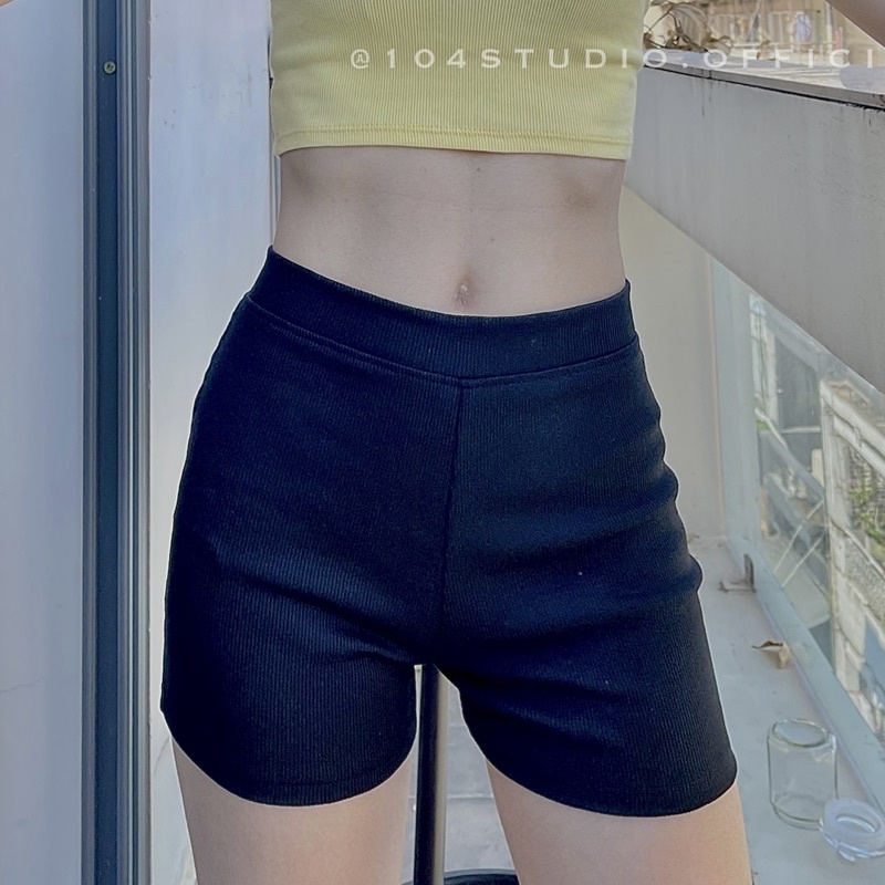 Quần short ôm body tôn dáng (chất len tăm không quá dày)