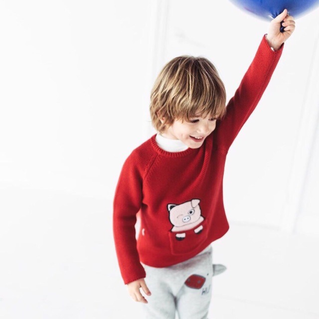 Áo len lợn đỏ Zara 2-6Y (có ảnh thật)