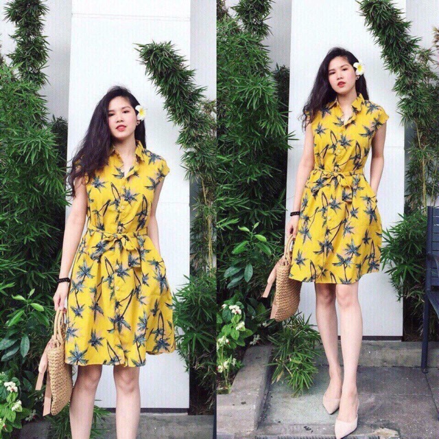 Váy cổ bẻ sát nách hoạ tiết hoa lá