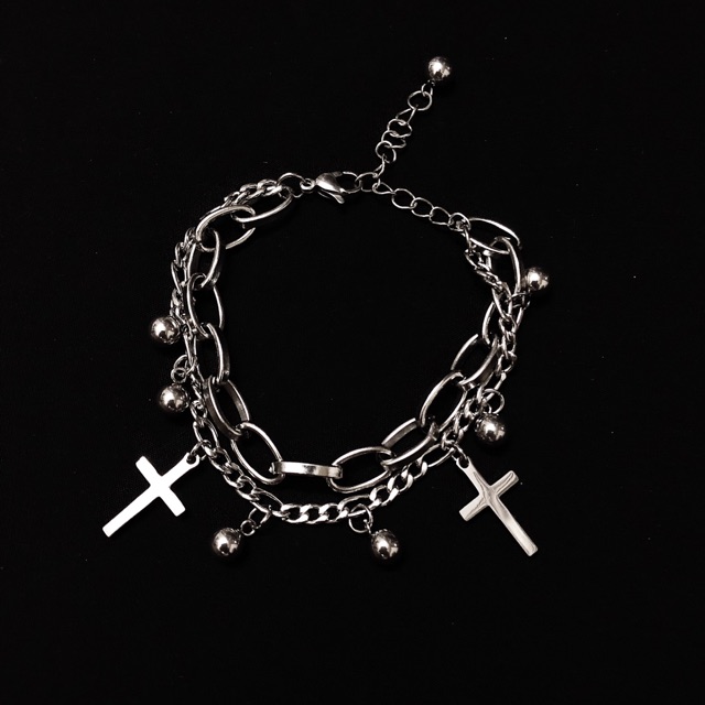 Vòng tay 2 layer, có 3 loại charm hình cây, trái tim, thánh giá. | BigBuy360 - bigbuy360.vn