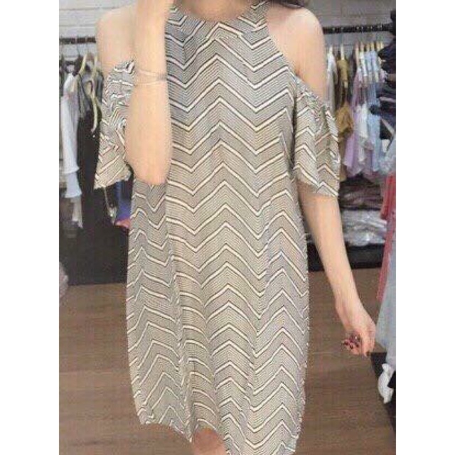 Váy Zara lanh cực xinh