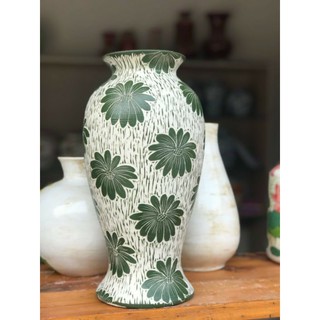 Bình cắm hoa vẽ thủ công. Gốm sứ Bát Tràng.