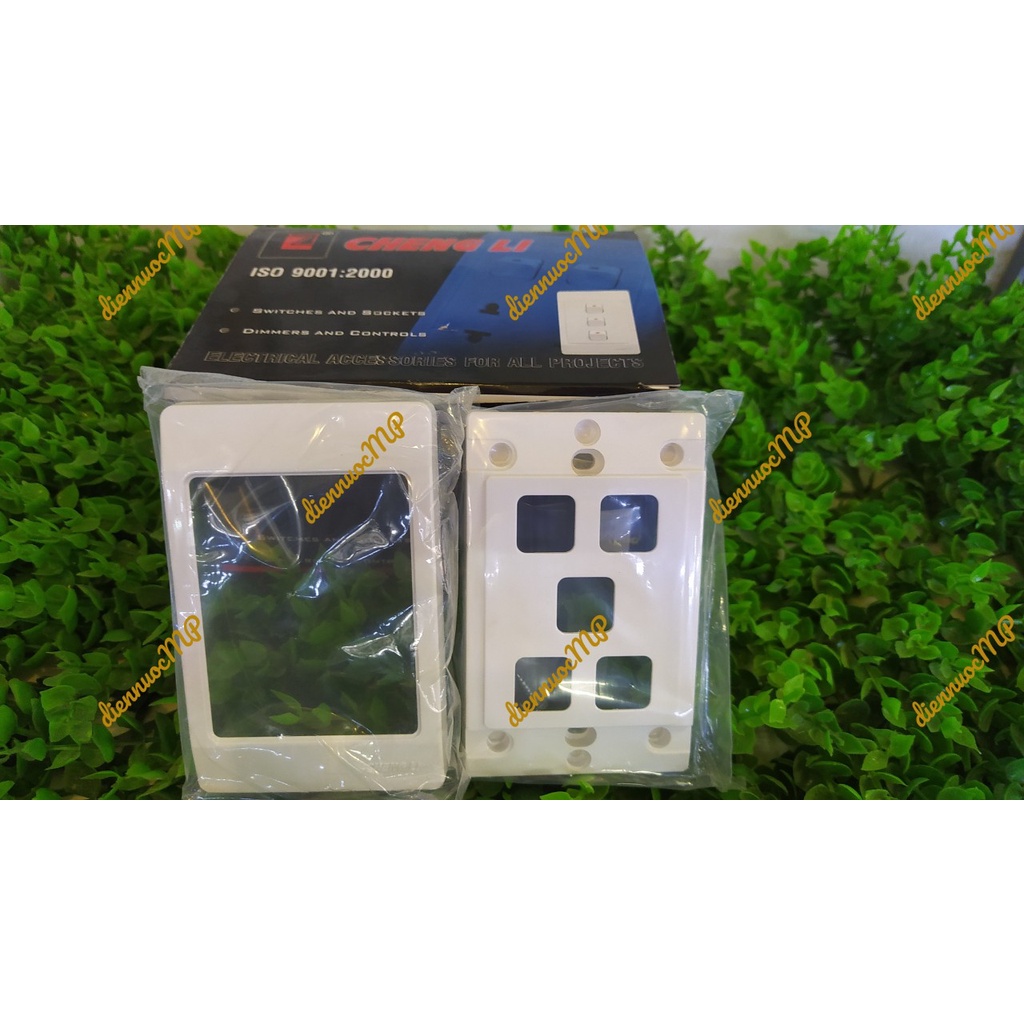 Mặt nạ lắp công tắc lỗ vuông Chengli