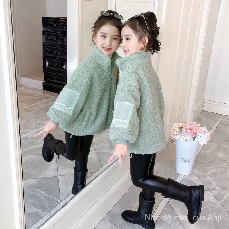 Autumn And Winter Fleece Girl