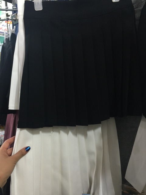 Chân váy tennis xếp li