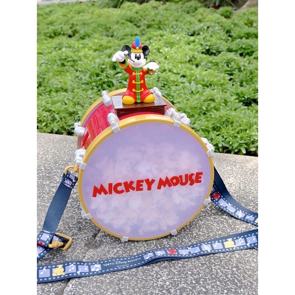 Thùng bỏng ngô Disney với chú chuột Mickey nhạc trưởng có quai xách đựng được đồ