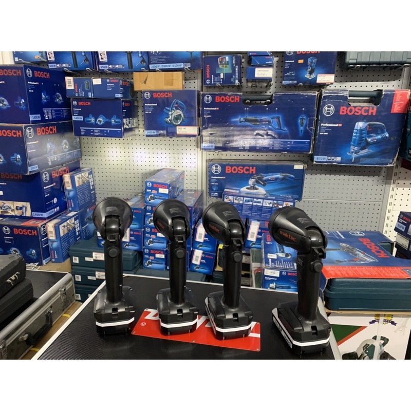 Đèn pin Maktec 14.4V-18V  MT001