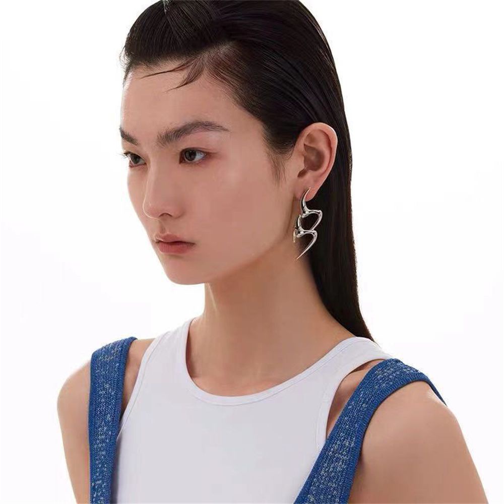 Bông tai hình nốt nhạc sáng tạo cho nữ