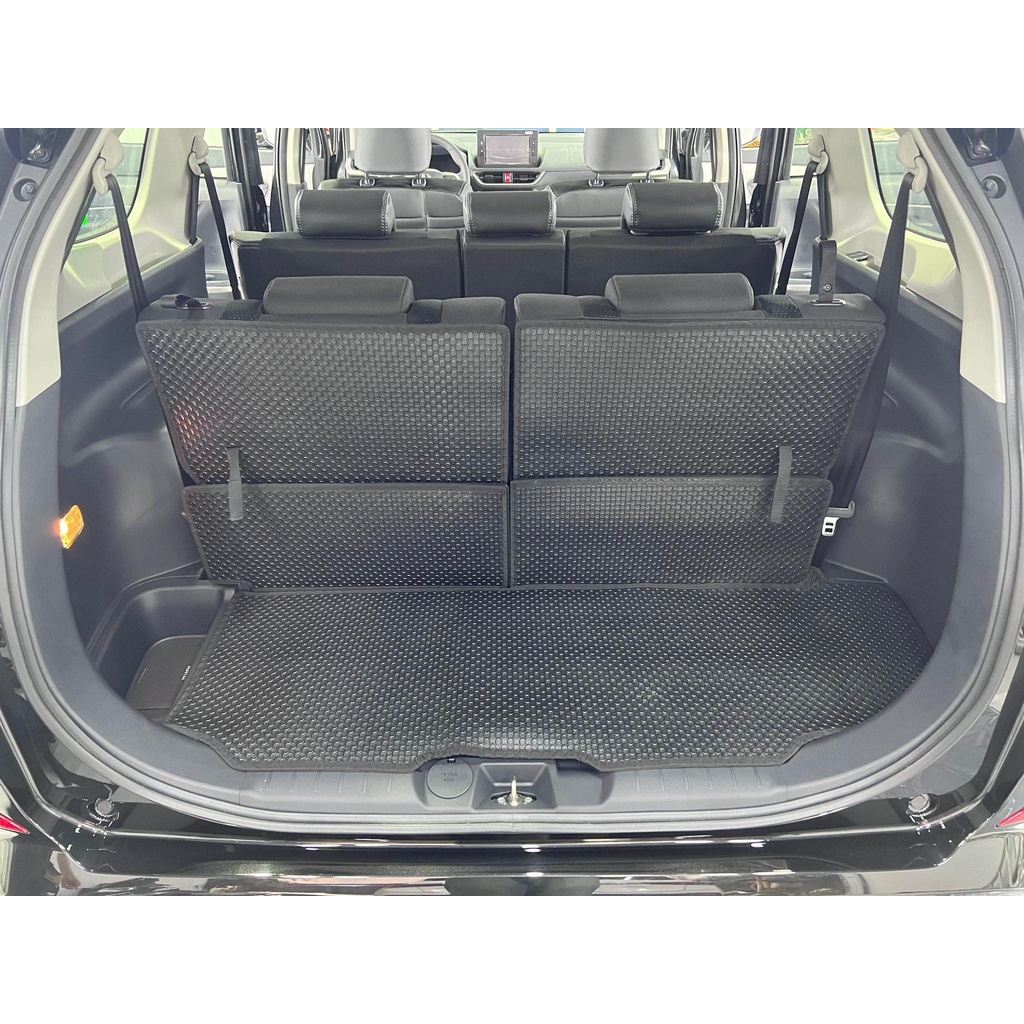 Thảm Lót Cốp và Ốp lưng ghế KATA Cao Cấp Cho Xe Toyota Veloz  - Không mùi, Không ẩm mốc, Dễ dàng vệ sinh