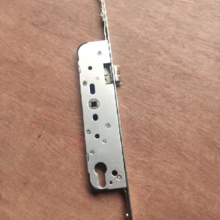 Khóa tay gạt lẫy gà