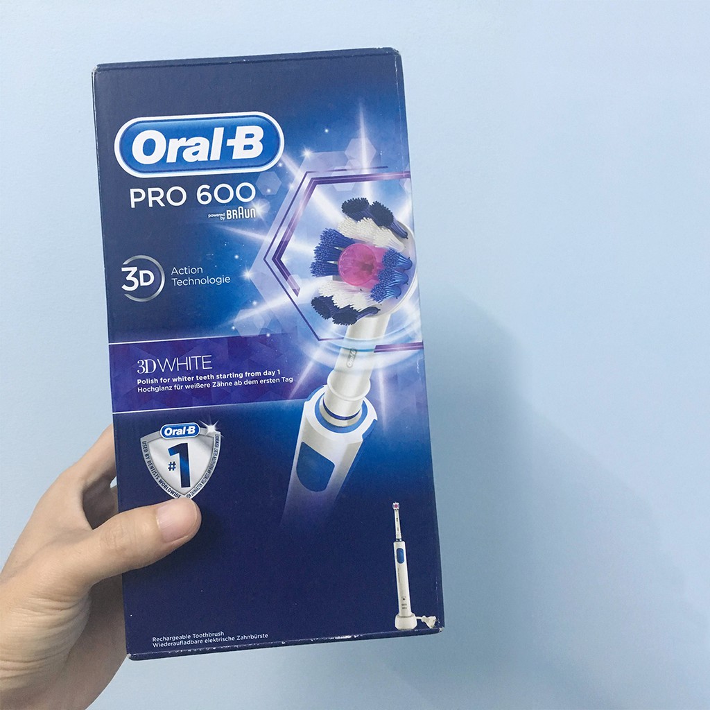 Bàn chải điện Oral-B Pro 600 3D