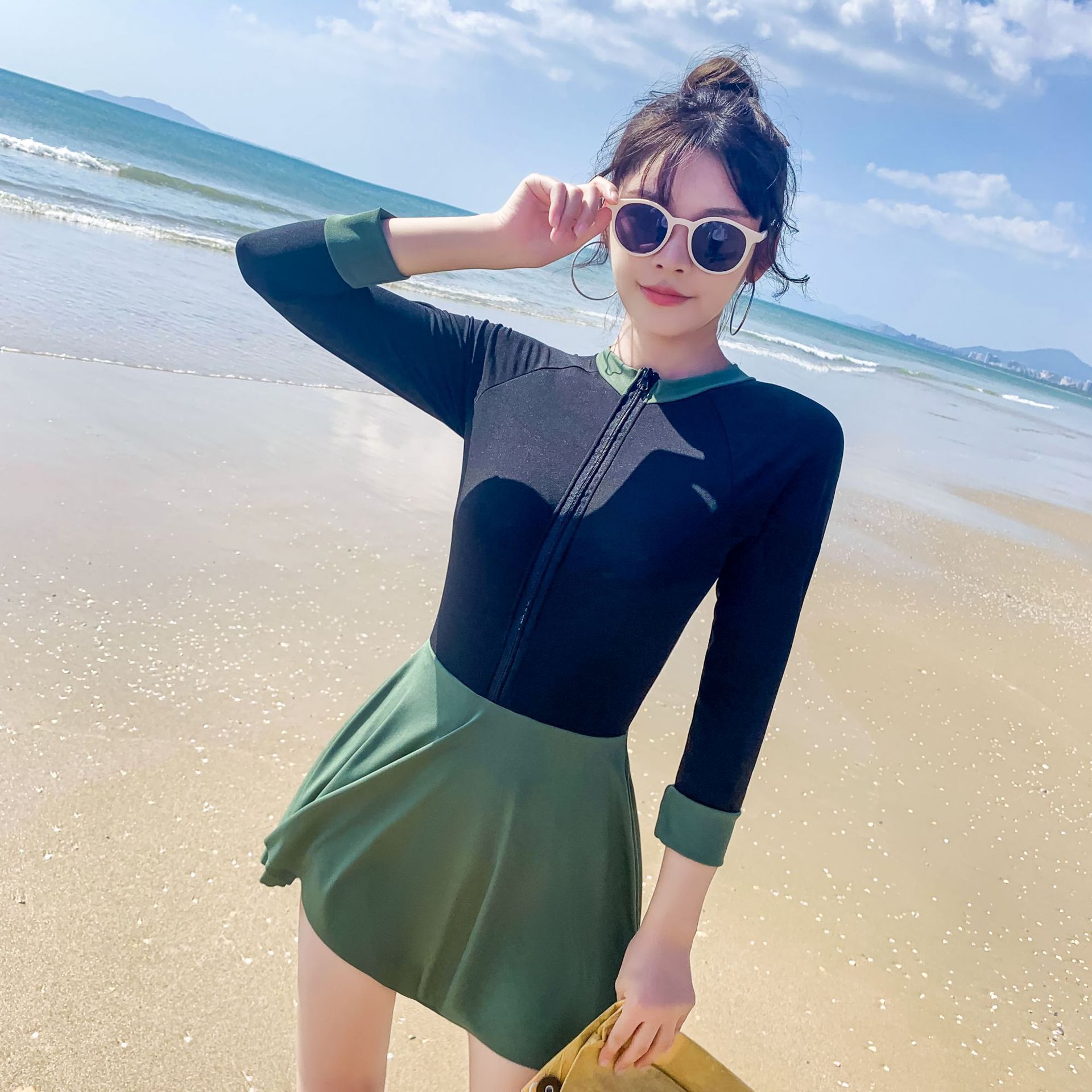 Đồ Bơi Một Mảnh Tay Dài Thời Trang | BigBuy360 - bigbuy360.vn