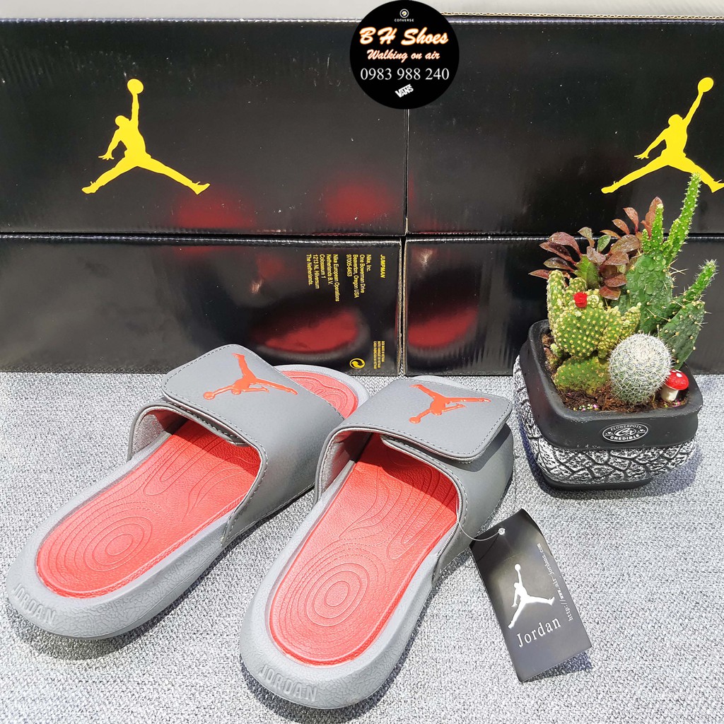 Dép JD Jordan bóng rổ FREE SHIP + hộp hãng + jordan đủ tem tag loại 1 đỏ lót đen quai ngang xé dán nam nữ. BH Slippers