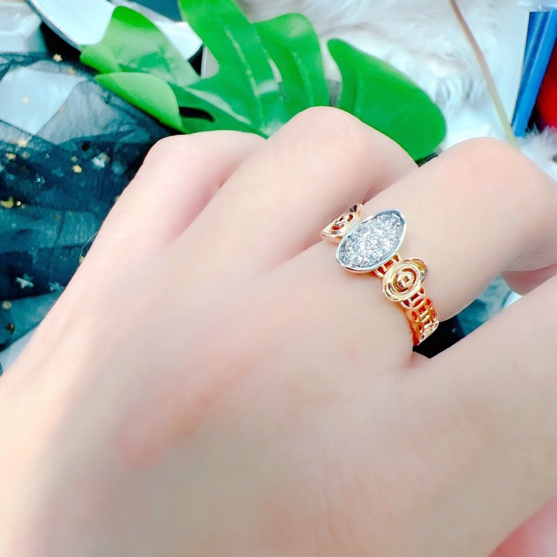 [K Bay Màu] Nhẫn kim tiền họa tiết thỏi vàng trắng Kami