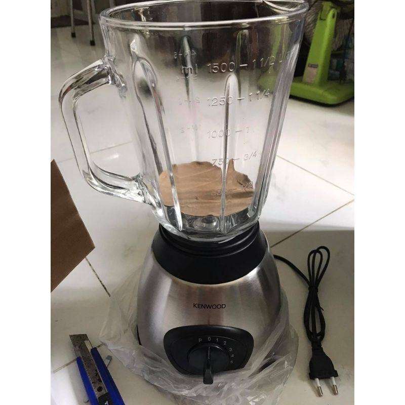 Máy xay sinh tố Kenwood 1,6L, tặng kèm cối xay tiêu