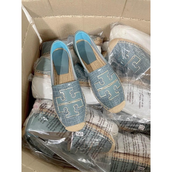 Giày Slip On Cho Nữ Chính Hãng💯