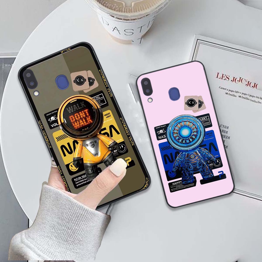 Ốp Samsung M20 / M30 in hình người máy phi hành gia siêu đẹp siêu ngầu