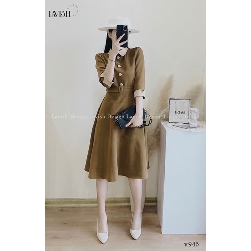 Váy nhung phối cúc bọc đai eo