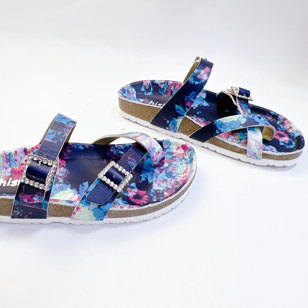 Dép Đế Trấu Nam Nữ Birken Xỏ Ngón 2 Khóa Da Bò In Họa Tiết 3D Hishoo L098