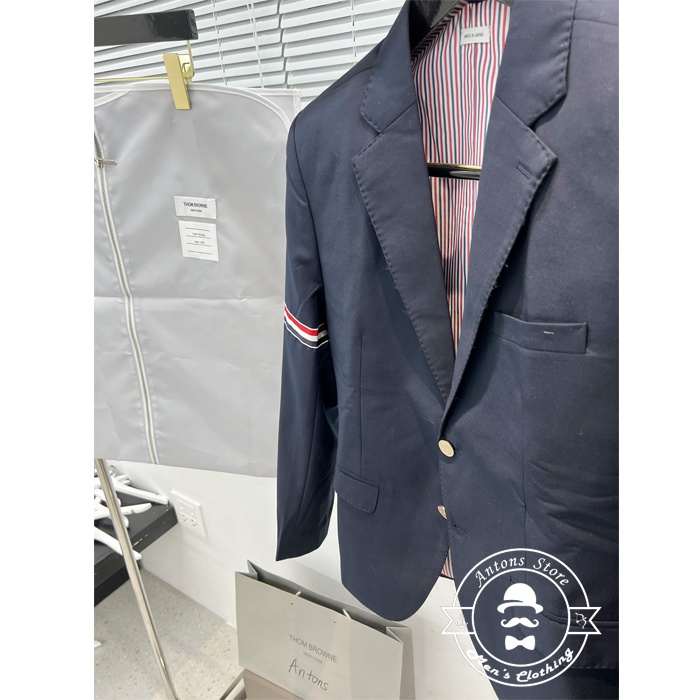 Vest Thom Browne Viền Tay 2 Bên Màu Xanh Navy
