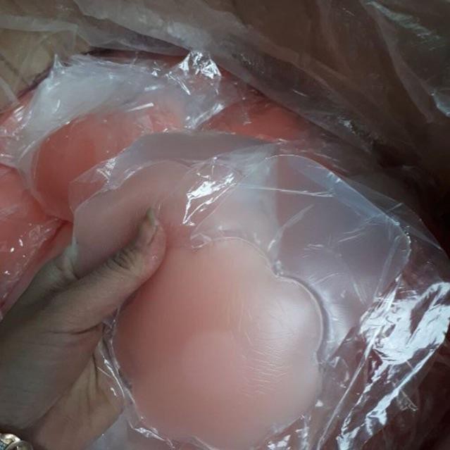 Đôi Miếng Dán Nâng Ngực silicon 881,886