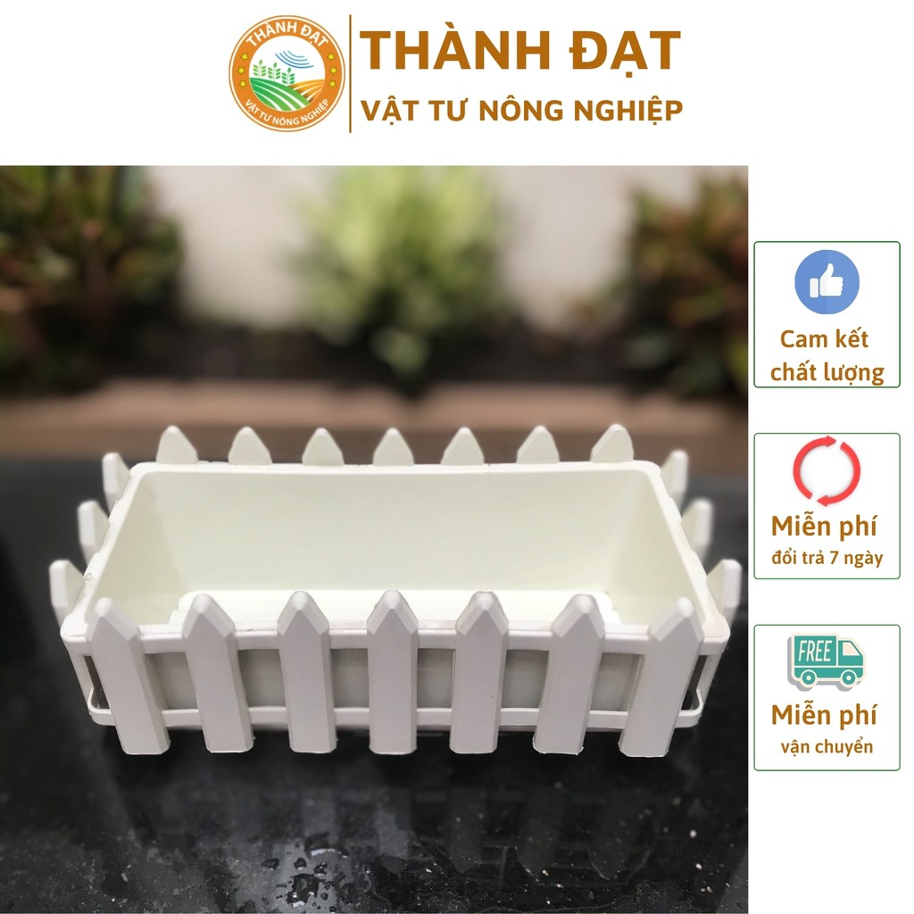 Chậu hàng rào kích thước 31x15x11cm màu trắng, hàng dày