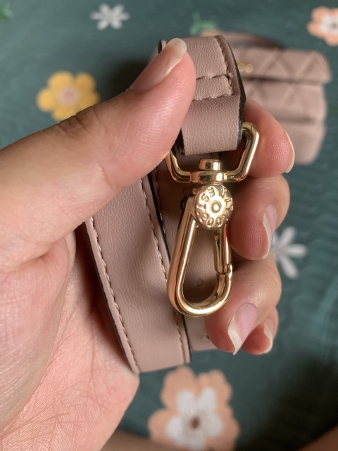 Pass Túi Lyn aut new 100%