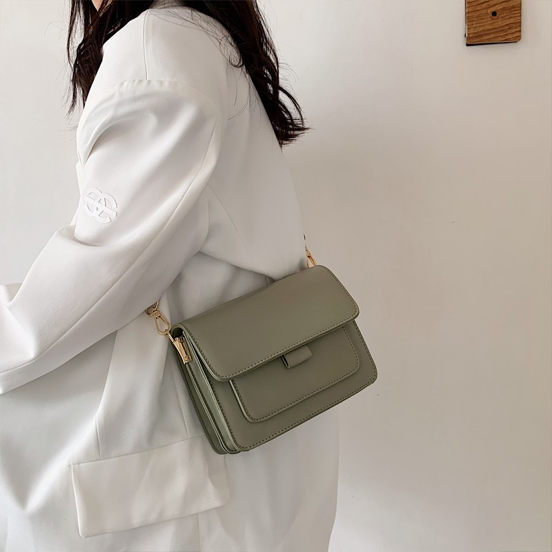 túi xách tay Túi retro nữ 2021 thời trang phổ biến người đưa tin một vai vuông nhỏ phong cách Hồng Kông