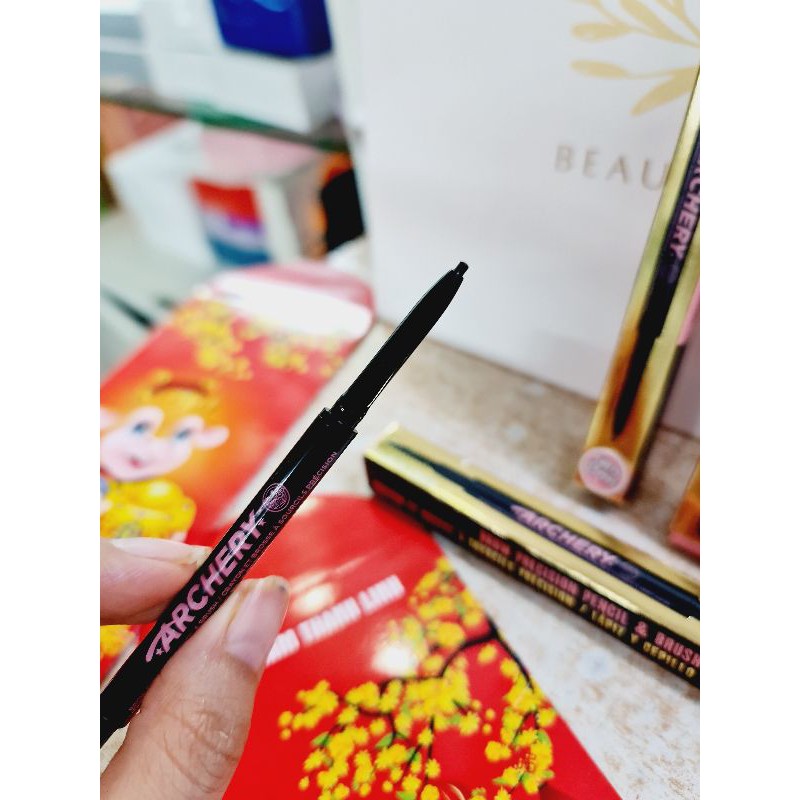 Chì kẻ mày Soap and Glory Archery Brow Filling Penci dạng sáp đầu nhọn cực dễ kẻ và độ bám tốt | BigBuy360 - bigbuy360.vn