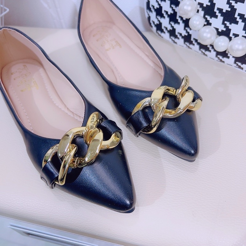 Giày búp bê mũi nhọn xích to hot hit