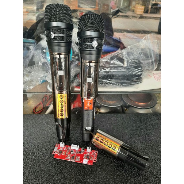 Micro chuyên loa kéo dòng UGX 23 tần số UHF_Tự sét tần số chuẩn loại 1