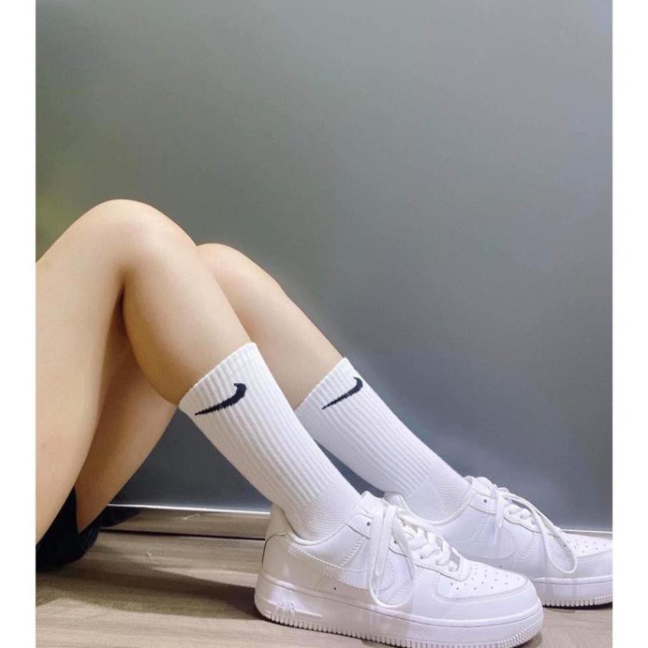 Tẩt Cao Cổ Màu Trắng Nam Nữ cực hot dễ phối đồ với giày sneaker - NT STORE SNEAKER