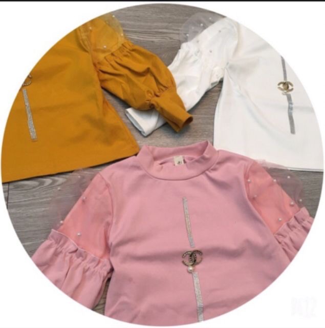 Áo kiểu tay bồng pha ren