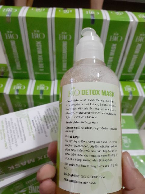 BIO DETOX MASK 250g, Sản phẩm dùng để đào thải độc tố tích tụ lâu ngày trên da được ưa chuộng ở các spa và viện thẩm mỹ.