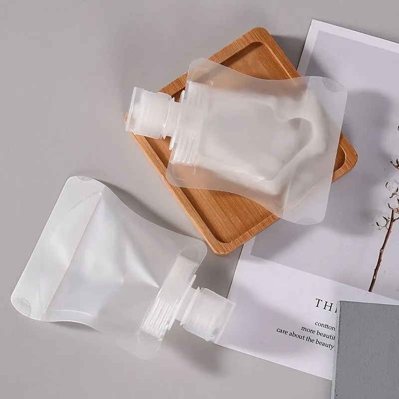 Túi đựng nước hoa dầu gội mỹ phẩm trong suốt nhám kiểu nắp gập 30ml/ 50ml/ 100ml có phễu đa năng
