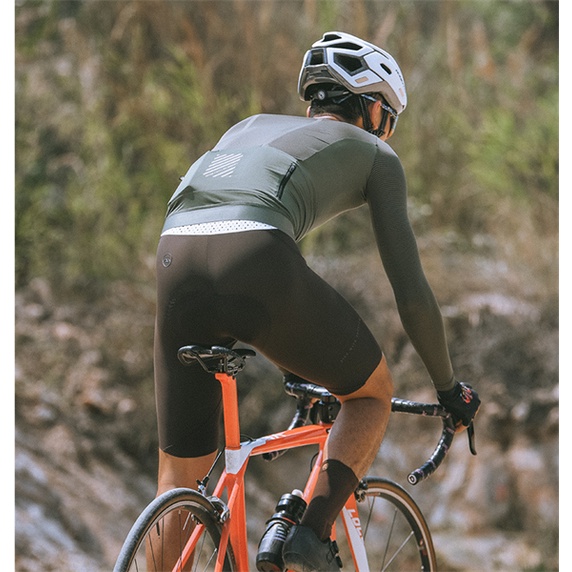 Áo dài tay đạp xe Monton Traveler Max - Xanh rêu