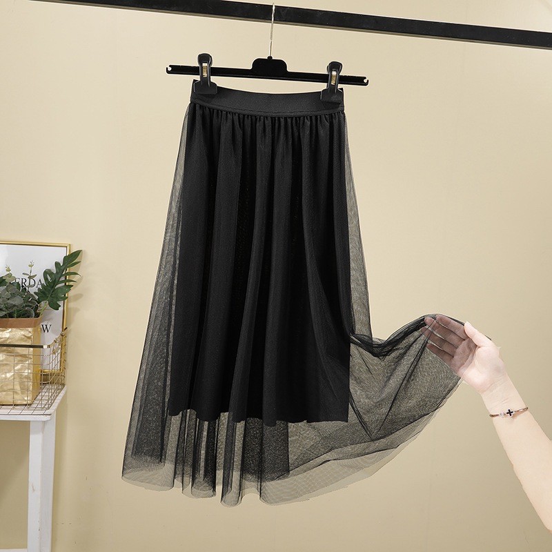 Chân váy xòe dài, chân váy voan nhiều lớp cạp chun co giãn, kiểu dáng trẻ trung, dễ phối đồ