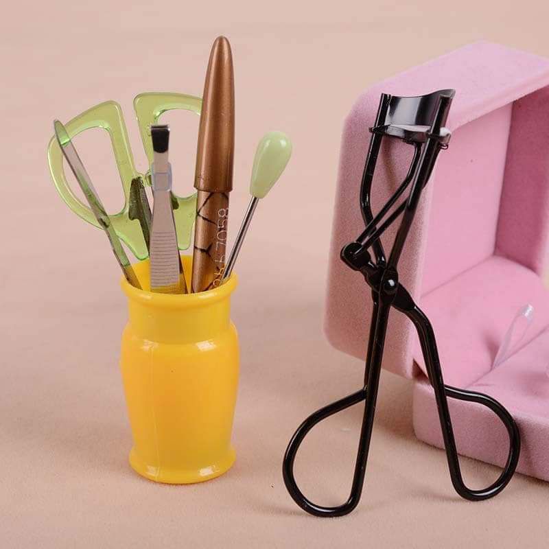 Bộ dụng cụ trang điểm 7 món,,,