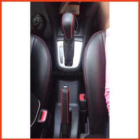DA BÒ THẬT KHÂU THỦ CÔNG _ Bọc Cần số Suzuki swift, Ciaz, etiga, XL7 khắc logo theo hãng xe