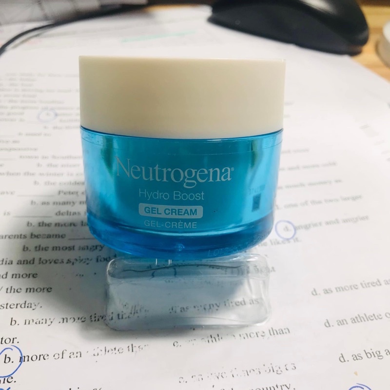 Dưỡng Ẩm Neutrogena Hydro Boost Gel-Cream