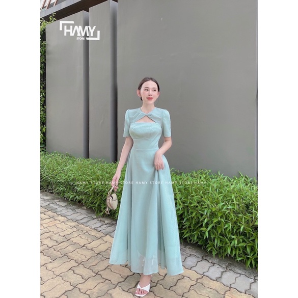 Đầm Dài Hở Cổ