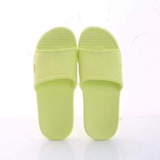 Dép xốp đi trong nhà