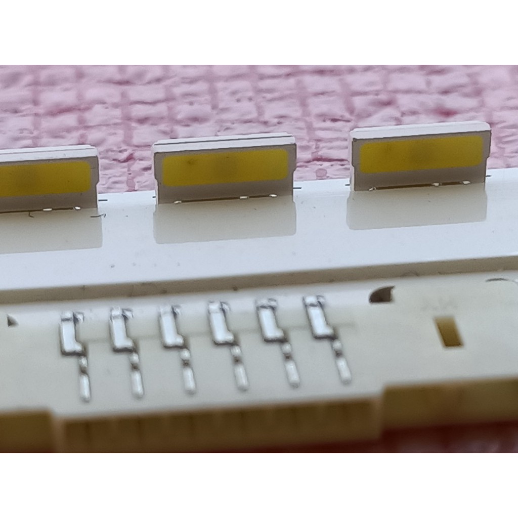 THANH LED VIỀN TIVI SAMSUNG 43K5000 43K5500 43M550 43K6300 HÀNG MỚI 100%, 1 MÁY 1 THANH DÀI 52,2cm /56 BÓNG, MỖI BÓNG 3v