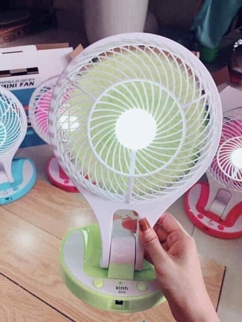 [Mã ELHA22 giảm 5% đơn 300K] Quạt gập mini fan 5588