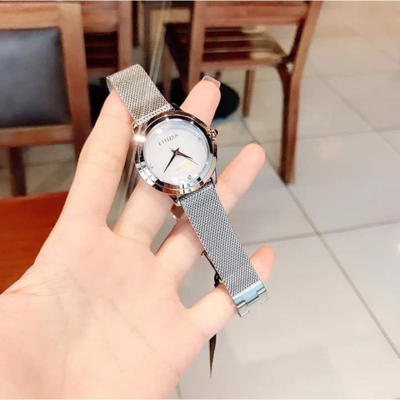 Đồng hồ nữ  Citizen Ceci Diamond có 12 viên kim cương