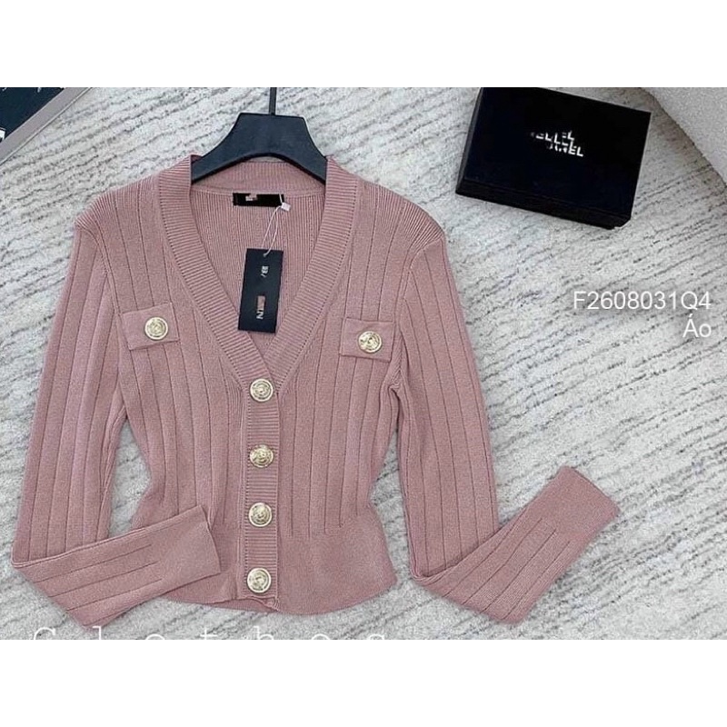 Áo len cổ V dài tay 4 nút đắp hai nắp túi TT2608