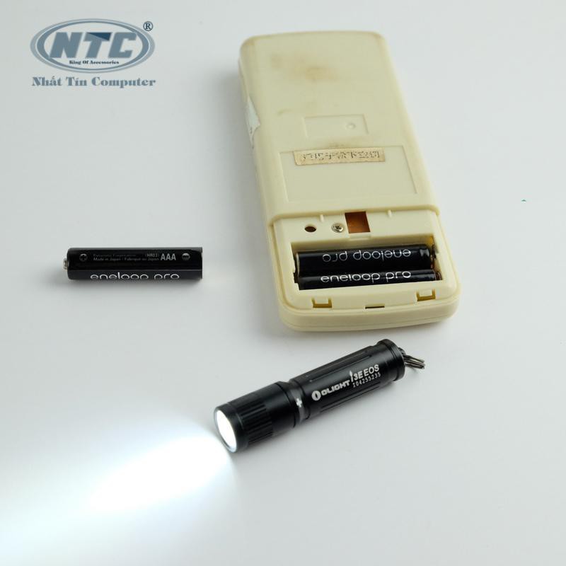 Pin sạc AAA Panasonic Eneloop Pro 950mAh Vỉ 4 Viên - box nội địa (Đen)