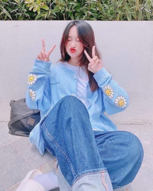 Áo khoác nỉ cadigan hoa cúc tay và lưng